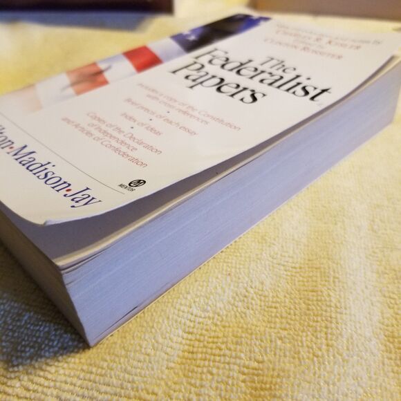 The Federalist Papers paperback book - Picture 4 of 5
